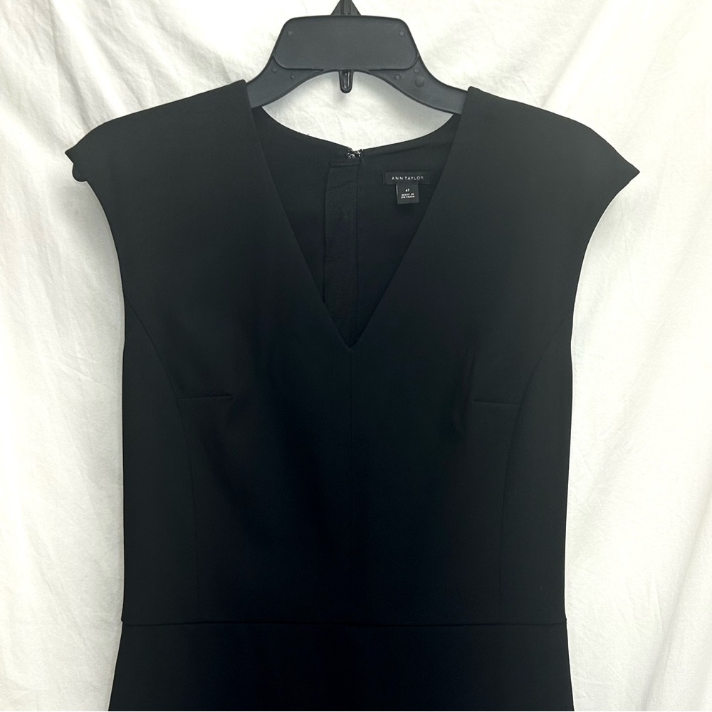 Ann Taylor Black Tall Dress – Women’s Size 6T (Excellent, Like New Condition)